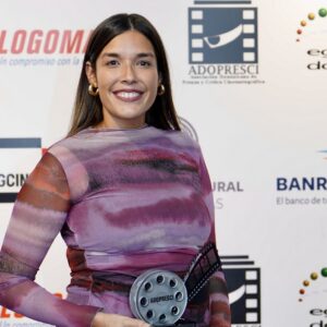Shaina Cohen, ganadora Mejor Diseño de Produccion por Cuarencena